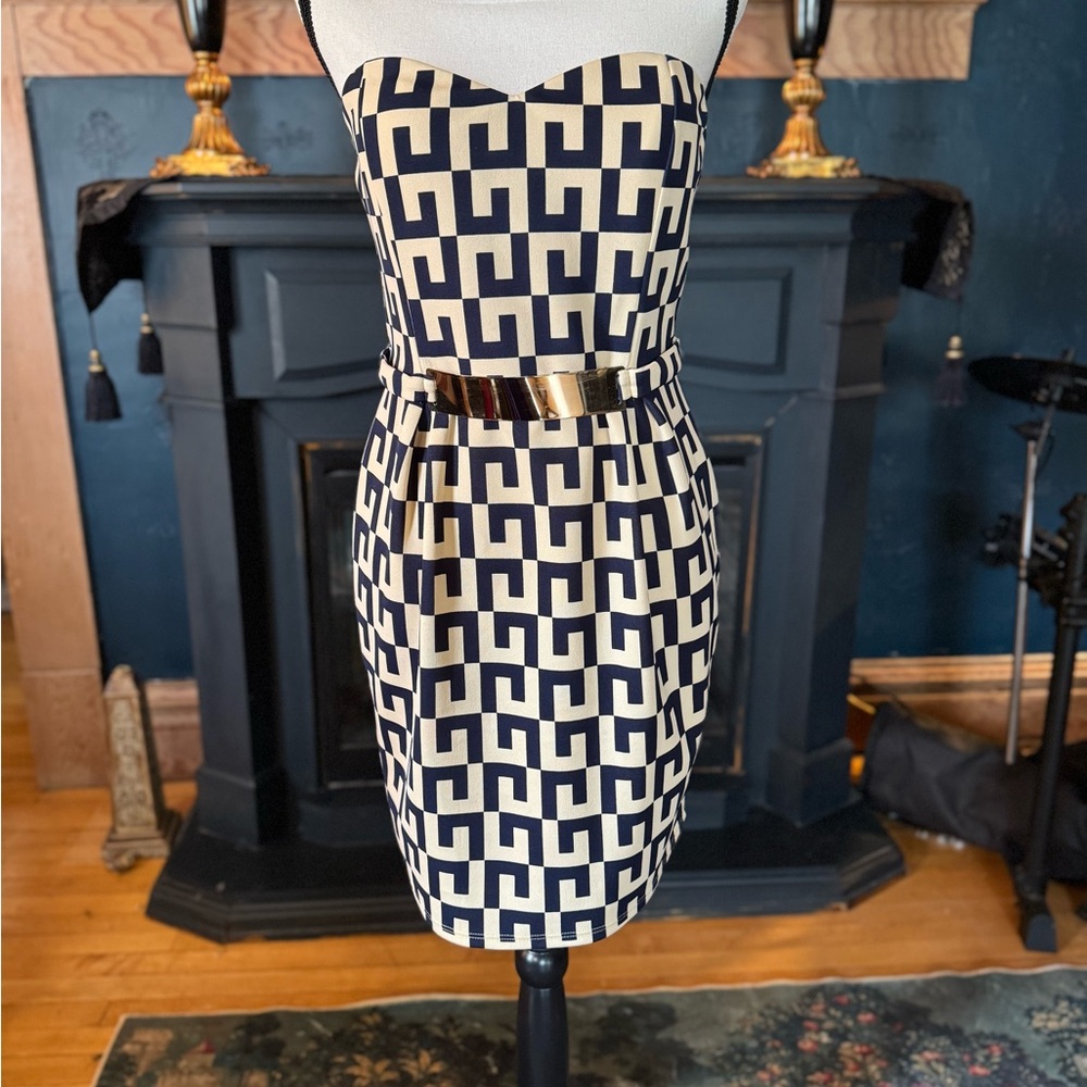 Elegant Black and Cream Geometric Dress